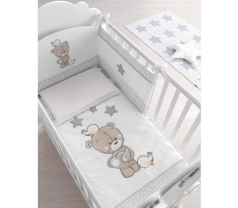 Azzurra Design lettino Love Me Oblò bianco, dettaglio corredino tessile